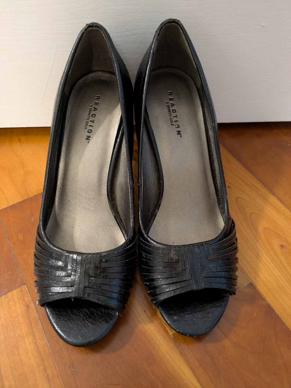 Reaction Kenneth Cole Black Peep-Toe Pumps